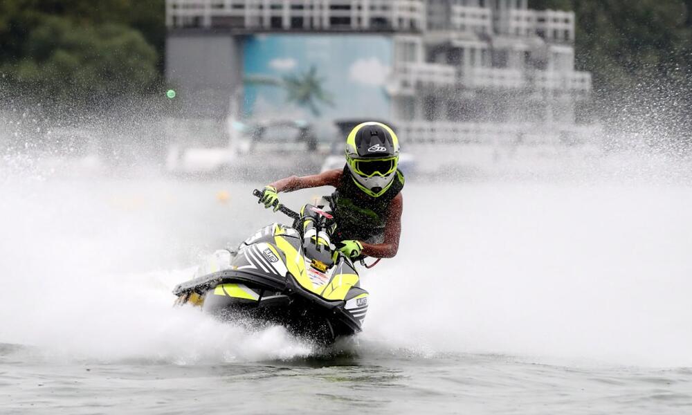В Москве прошли чемпионат и первенство города по водно-моторным видам спорта