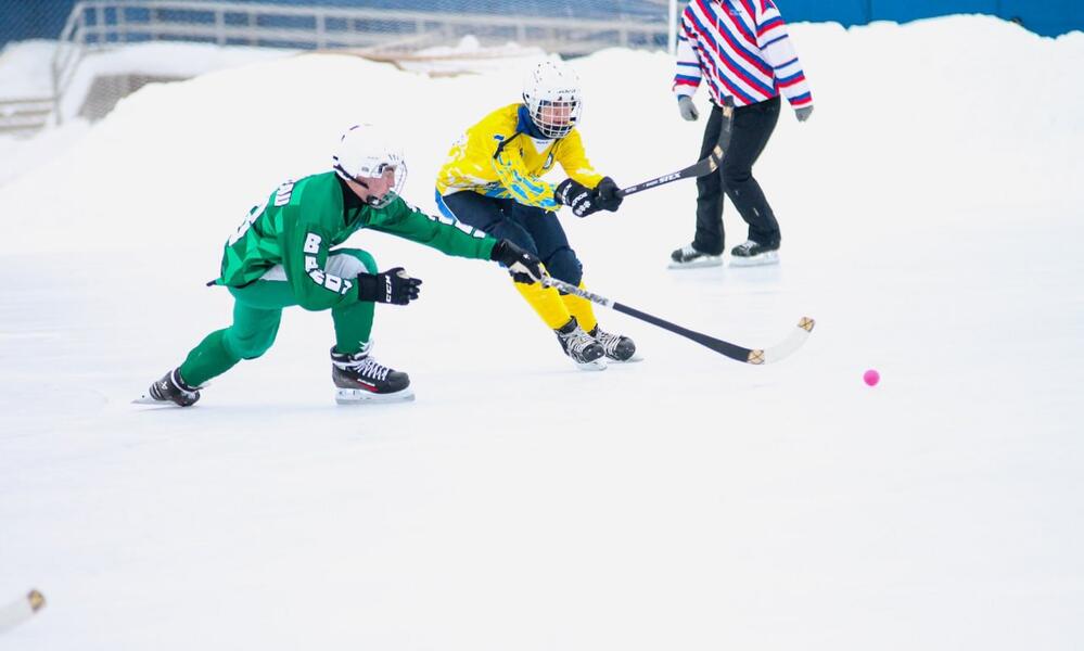 В Оренбурге прошел международный турнир по хоккею с мячом