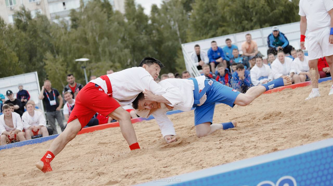 В Оренбурге завершился Чемпионат России по пляжному самбо