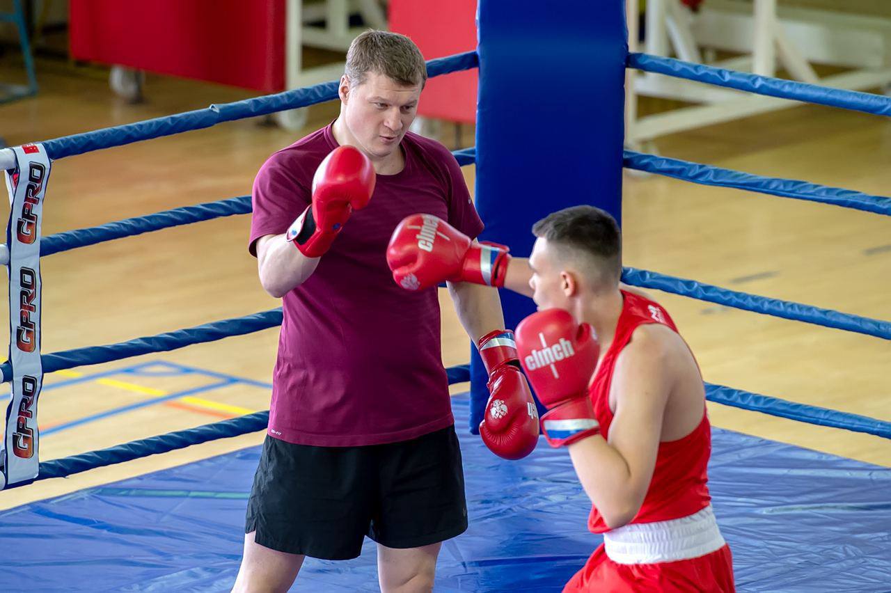 Александр Поветкин провëл открытую тренировку по боксу для юных подольчан